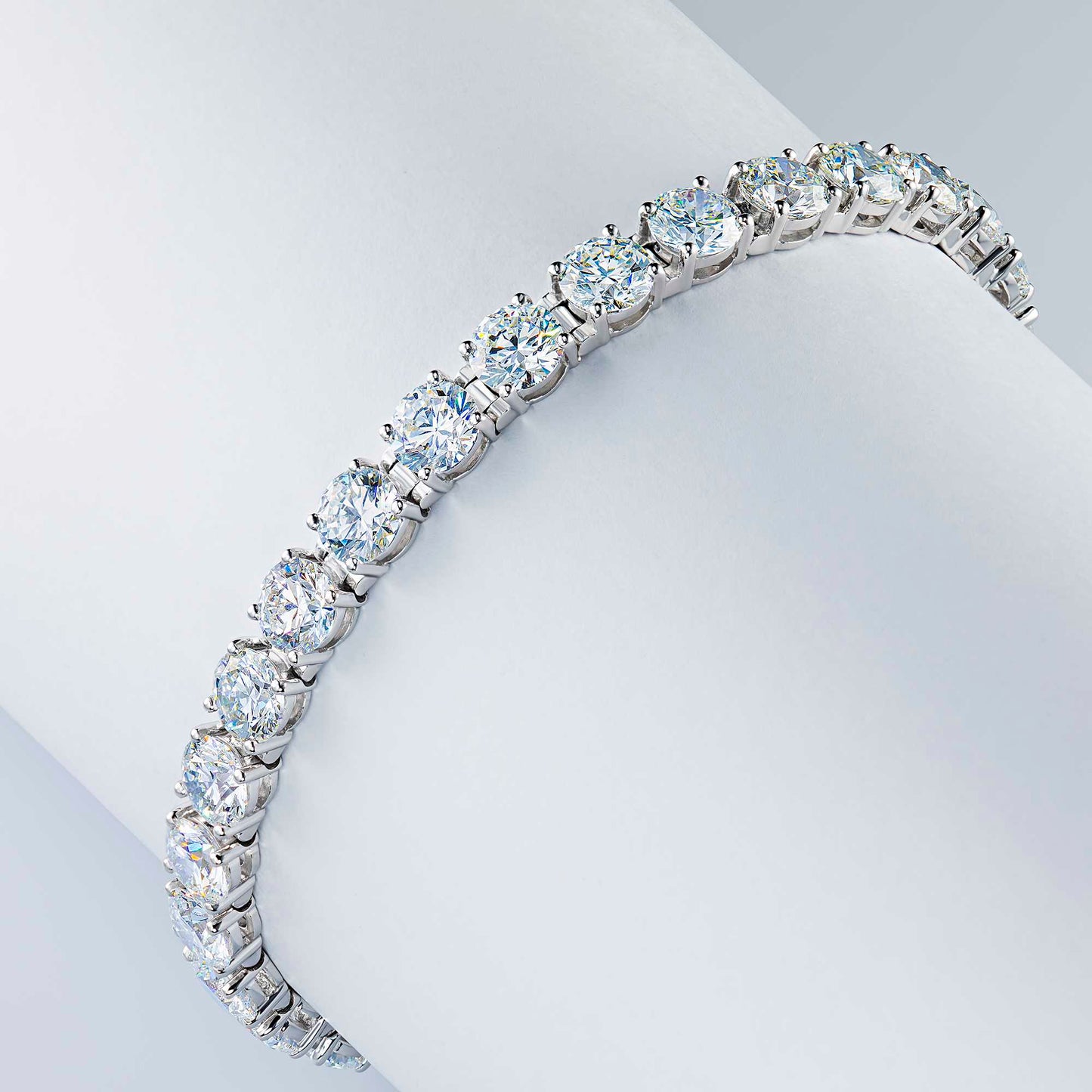 14K White Gold Bracelet with Lab-Created Diamonds