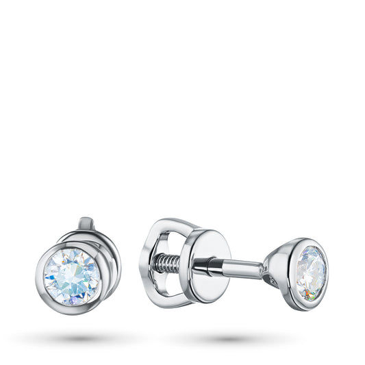 Sterling Silver Earring Studs with Emerald 0.690 CT.TW